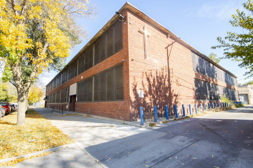 819 & 831-847 N Leamington Ave, Chicago, IL à vendre - Photo du bâtiment - Image 2 de 23