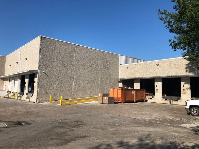 6960 Ardmore St, Houston, TX for sale - Building Photo - Image 3 of 4