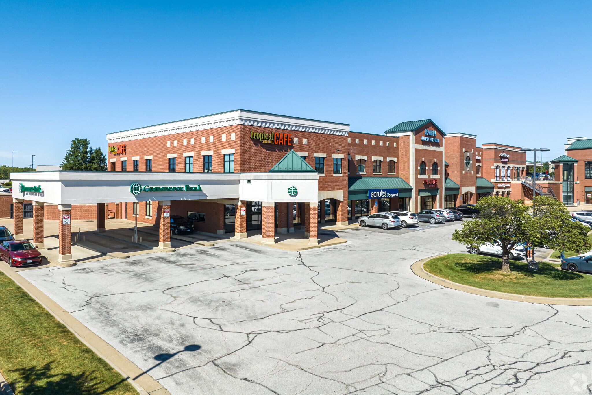 2703 E Broadway, Columbia, MO à louer Photo du bâtiment- Image 1 de 5