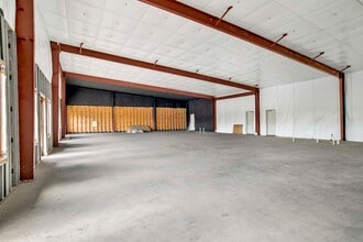 9481 County Road 32, Fairhope, AL for lease Interior Photo- Image 2 of 4