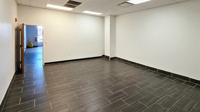 4821-4827 Frankford Ave, Philadelphia, PA for lease Interior Photo- Image 2 of 4