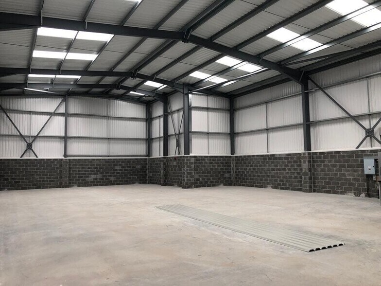 13 Great North Way, York à louer - Photo du bâtiment - Image 2 de 3