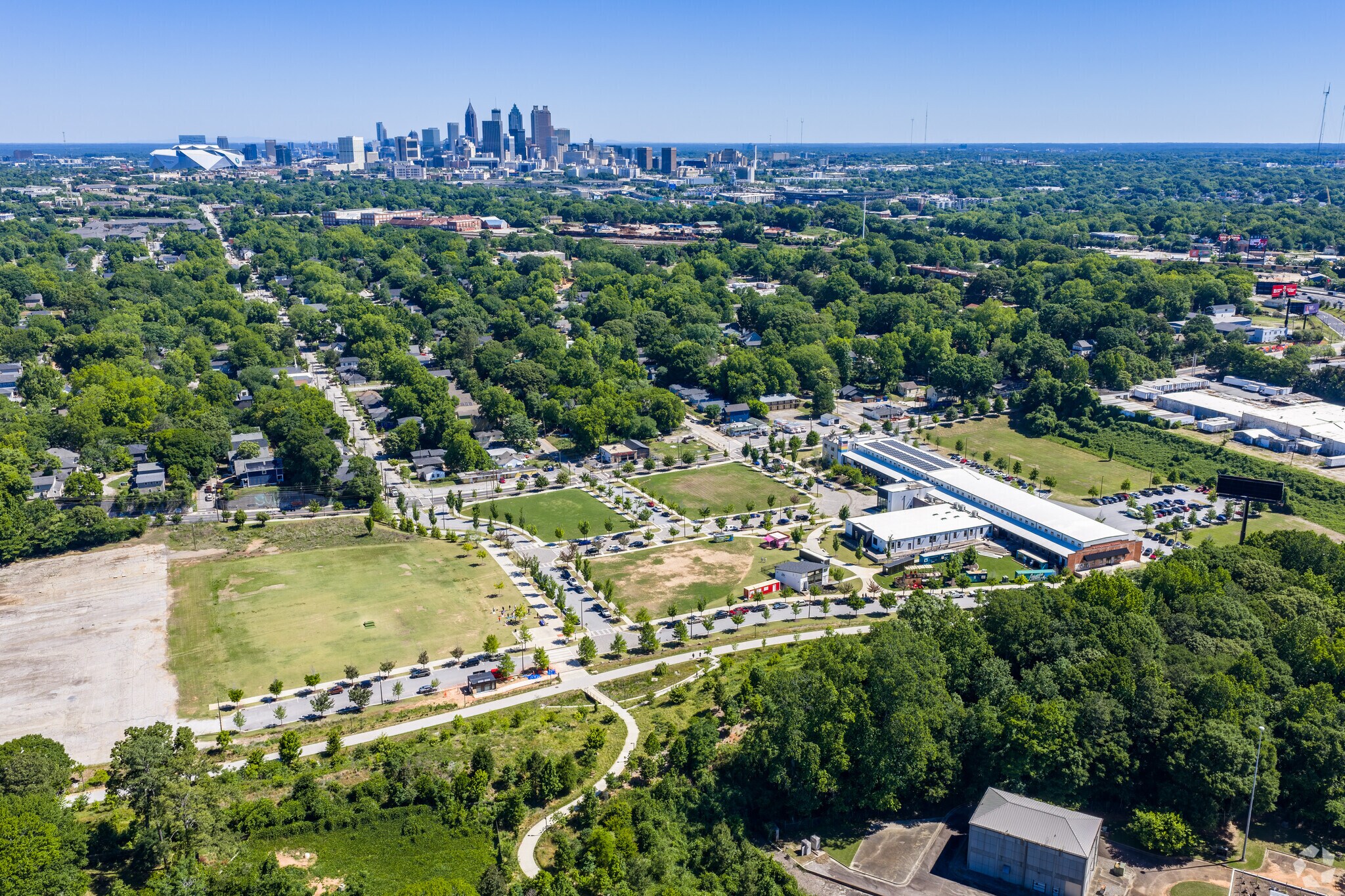 352 University Ave SW, Atlanta, GA à louer Aérien- Image 1 de 49