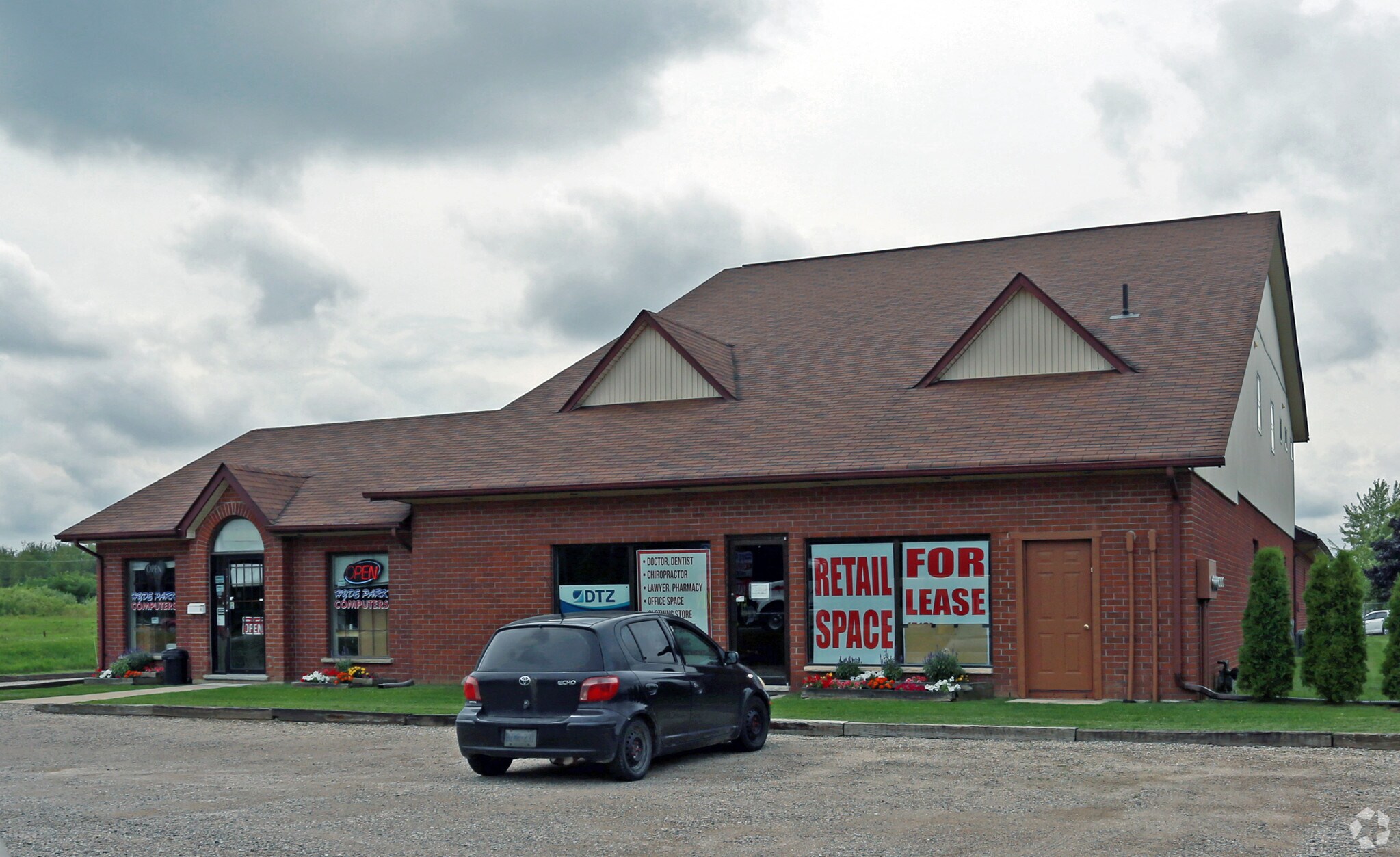 1890 Hyde Park Rd, London, ON à vendre Photo principale- Image 1 de 1