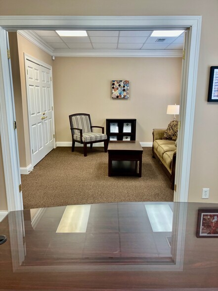 5920-5964 Timber Ridge Dr, Prospect, KY for sale - Building Photo - Image 3 of 12