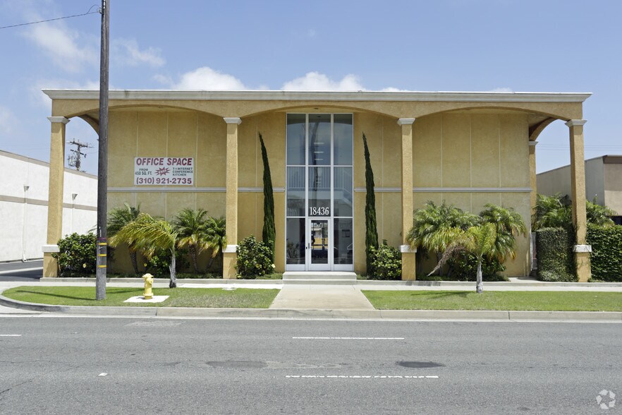 18436 Hawthorne Blvd, Torrance, CA à louer - Photo du bâtiment - Image 1 de 15