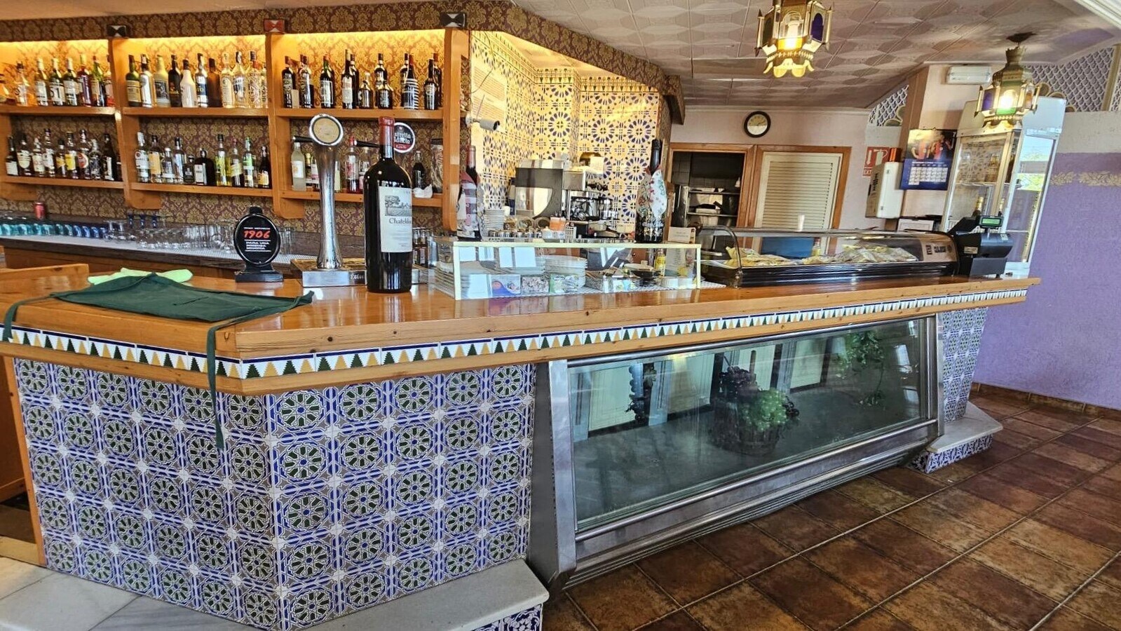 Pineda de Mar, BAR 08397 - Unit 1 -  - Interior Photo - Image 1 of 18