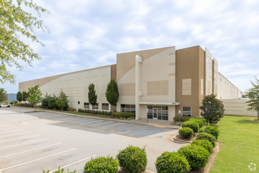 545 Brookshire Rd, Greer, SC à louer - Photo du bâtiment - Image 1 de 15