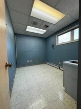 179 Lafayette Ave, Hawthorne, NJ for lease Interior Photo- Image 2 of 18