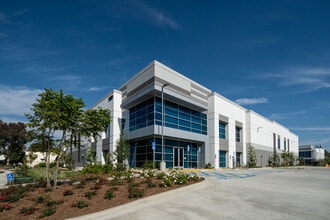 9920 Pioneer Blvd, Santa Fe Springs, CA for lease Building Photo- Image 2 of 3