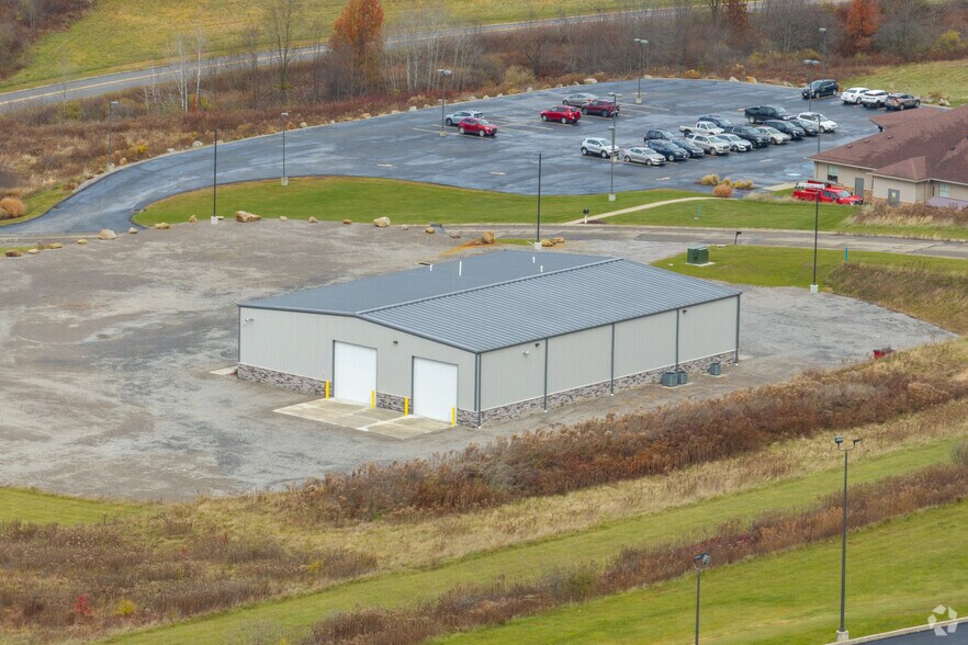 100 Parkview Drive Ext, Kittanning, PA à vendre - Photo du bâtiment - Image 2 de 4