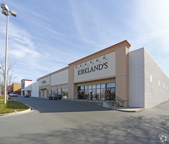 1834-1900 Matthews Township Pky, Matthews, NC for lease - Building Photo - Image 2 of 17