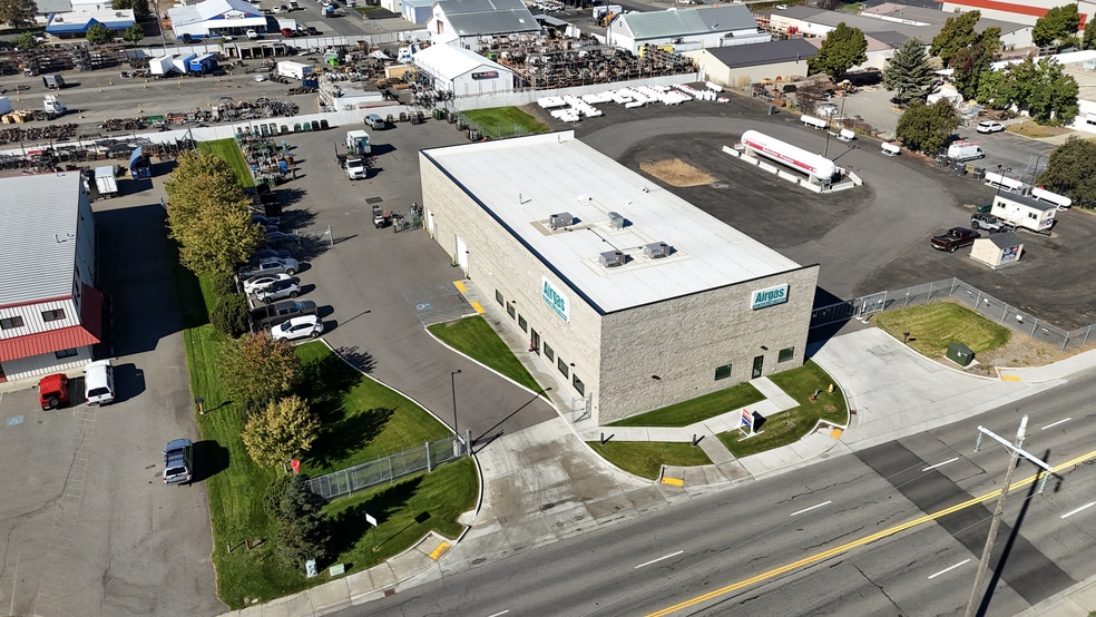 925 N Fancher Rd, Spokane Valley, WA à louer - Photo du bâtiment - Image 3 de 14