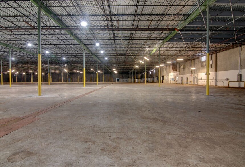 2210 Melson Ave, Jacksonville, FL à louer - Photo du bâtiment - Image 3 de 9