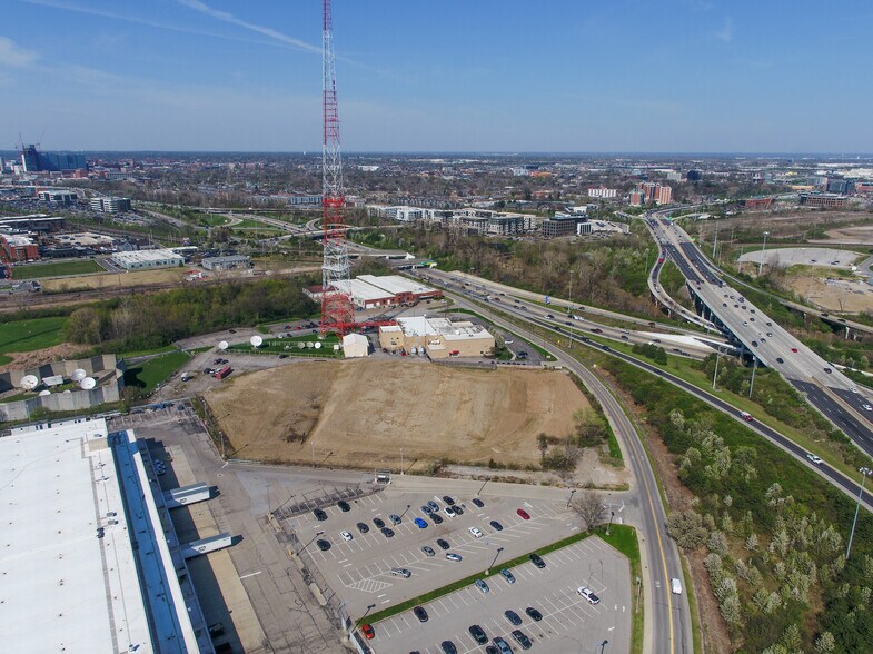 786 Twin Rivers Dr, Columbus, OH à vendre - Aérien - Image 2 de 18