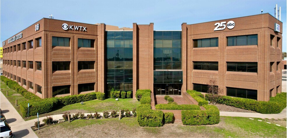 1711 E Central Texas Expy, Killeen, TX à louer - Photo du bâtiment - Image 1 de 9