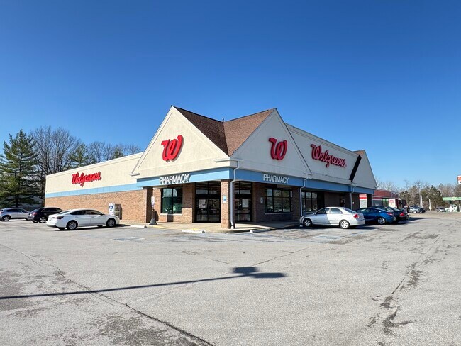 Plus de détails pour 5095 E Thompson Rd, Indianapolis, IN - Commerce de détail à louer