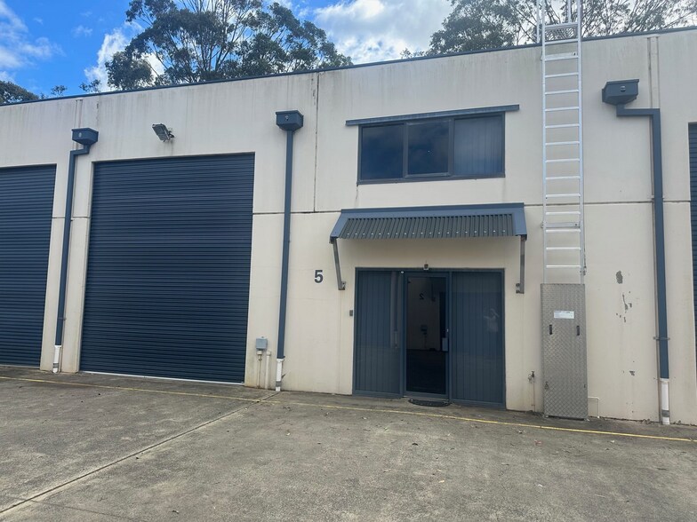 19 Newbridge Rd, Berkeley Vale à louer - Photo principale - Image 1 de 1