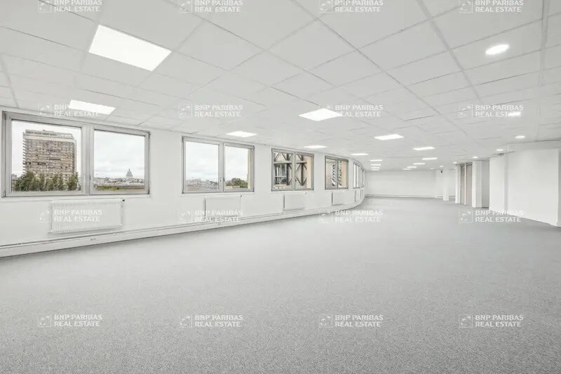 14 Rue Des Reculettes, Paris for sale - Interior Photo - Image 2 of 6