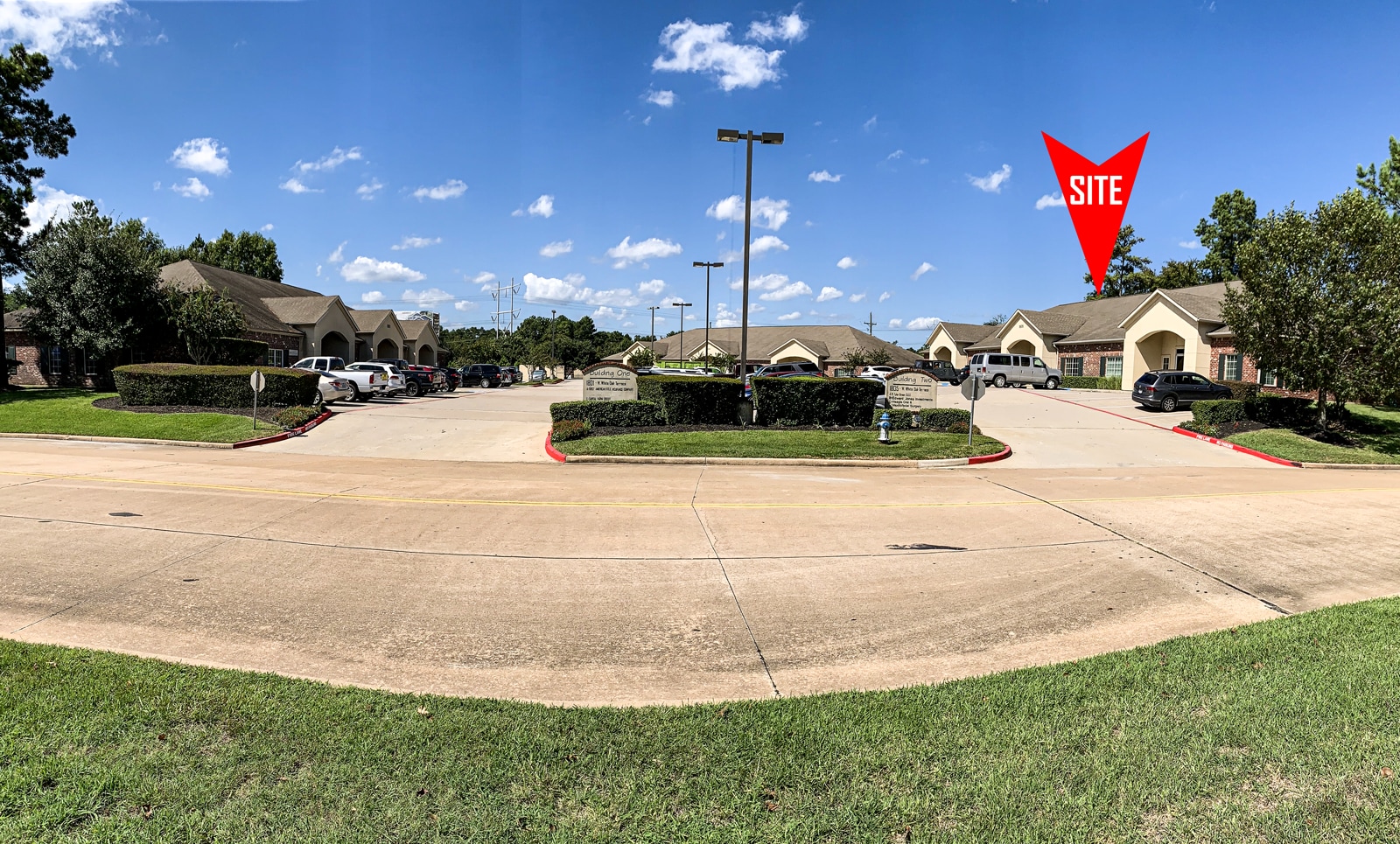 1801 W White Oak Ter, Conroe, TX à louer Photo du bâtiment- Image 1 de 1