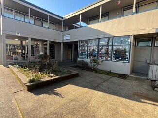 Plus de détails pour 545-575 Holly St, Junction City, OR - Commerce de détail à louer