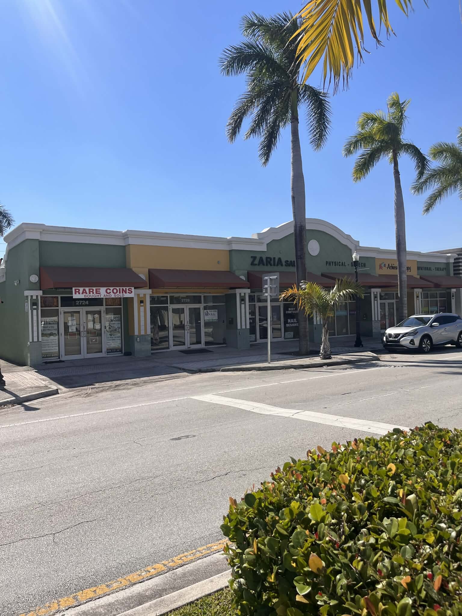 2724-2728 Hollywood Blvd, Hollywood, FL for lease Primary Photo- Image 1 of 7