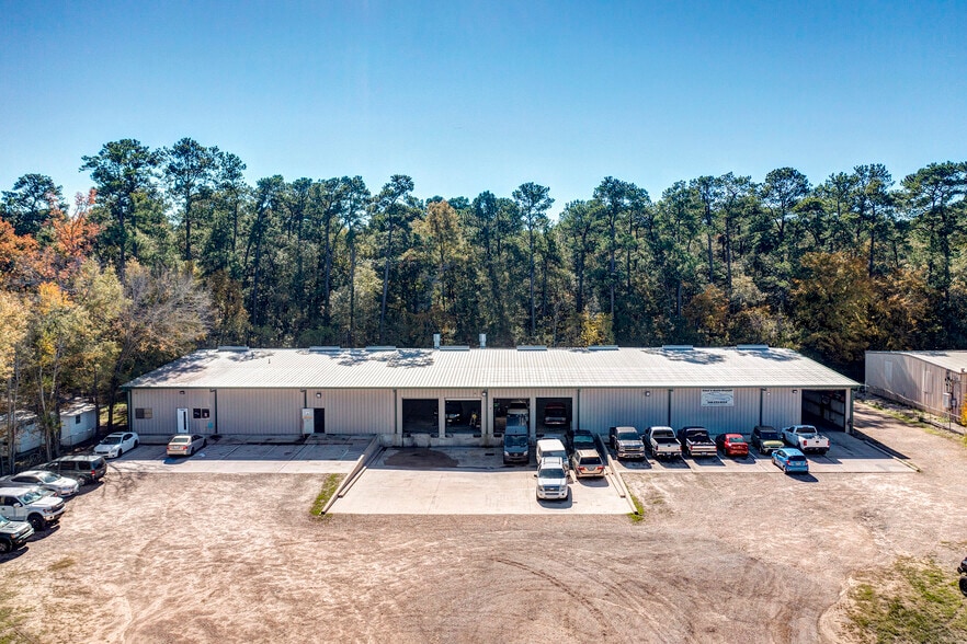 21820 E Wallis Dr, Porter, TX for lease - Building Photo - Image 2 of 18