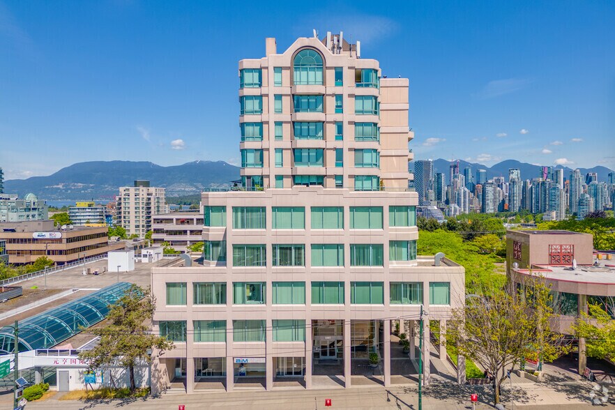 1355-1371 W Broadway, Vancouver, BC à louer - Photo du bâtiment - Image 3 de 11