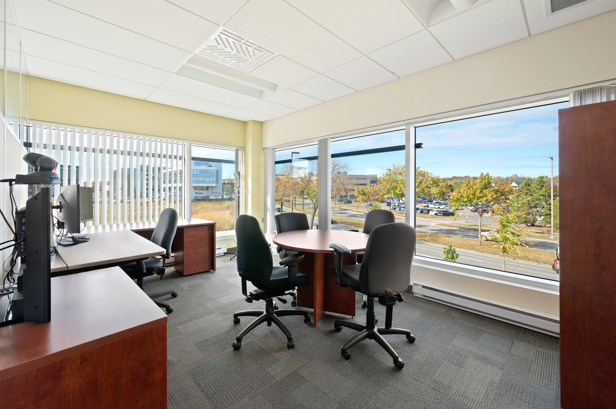1175 Boul Lebourgneuf, Québec, QC for lease Interior Photo- Image 1 of 1