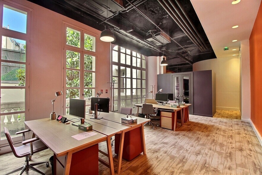 Office in Paris for lease - Building Photo - Image 3 of 3