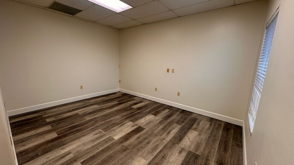 1544 W 2nd St, Gulf Shores, AL à louer - Photo du bâtiment - Image 3 de 26