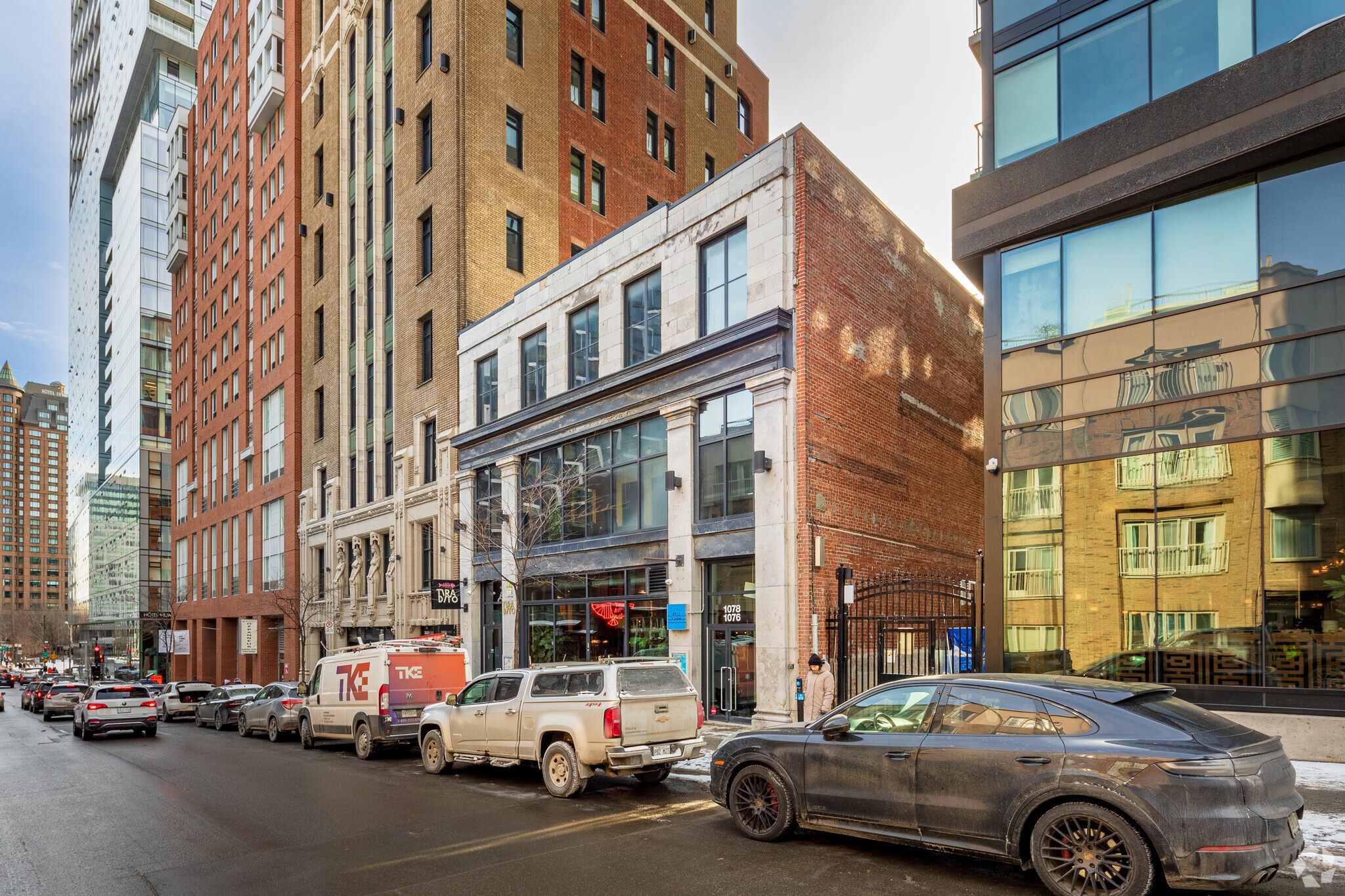 1076 Rue De Bleury, Montréal, QC for sale Primary Photo- Image 1 of 1