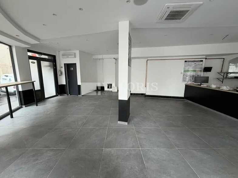 44 Rue Rachais, Lyon for lease - Interior Photo - Image 3 of 9