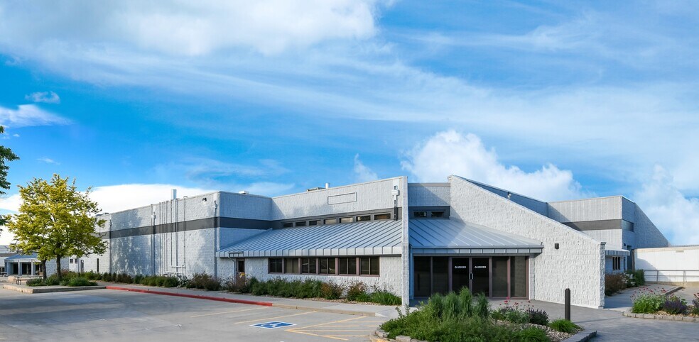 740 S Pierce Ave, Louisville, CO à louer - Photo du bâtiment - Image 2 de 10