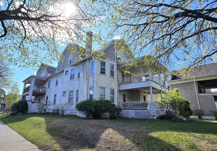 2205 Pleasant Ave S, Minneapolis, MN for sale - Building Photo - Image 3 of 29
