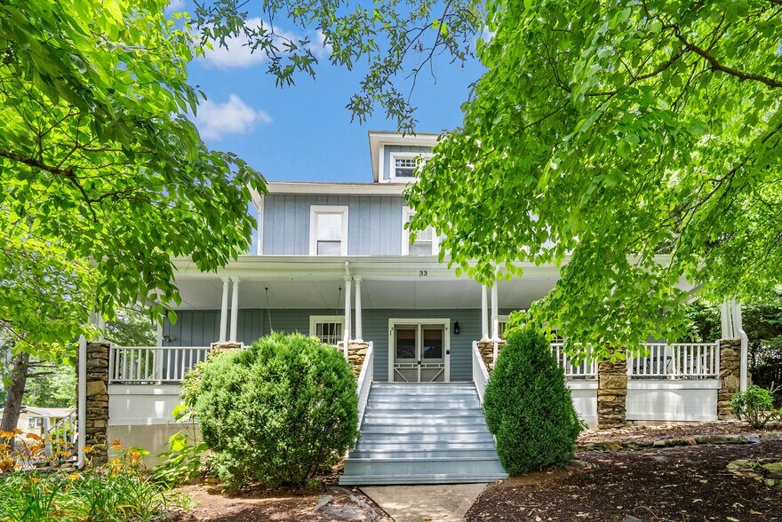 33 Vance Ave, Black Mountain, NC à vendre - Photo du bâtiment - Image 2 de 51