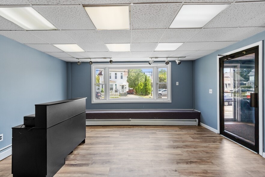 127-129 Lowell St, Methuen, MA à vendre - Photo du bâtiment - Image 3 de 23