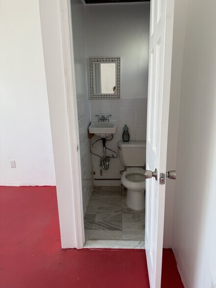 1072 Bay Ridge Ave, Brooklyn, NY à louer - Photo intérieure - Image 3 de 4