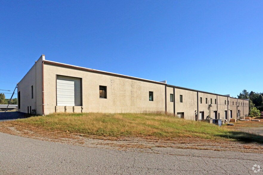 4819-4829 Riverside Dr, Danville, VA for lease - Building Photo - Image 2 of 13