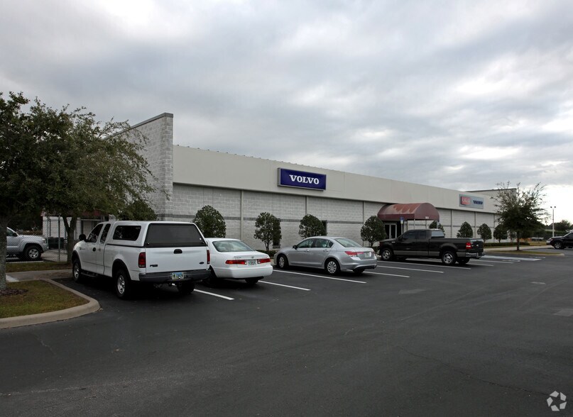 9601 Boggy Creek Rd, Orlando, FL for lease - Building Photo - Image 2 of 2