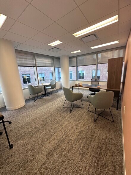 1717 K St NW, Washington, DC for lease - Building Photo - Image 2 of 24