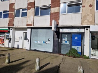 Plus de détails pour 10-14 West St, Southend On Sea - Vente au détail à louer