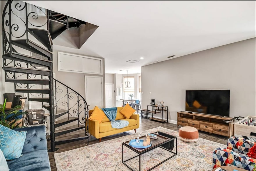 1843 S Broad St, Philadelphia, PA for sale - Building Photo - Image 3 of 13