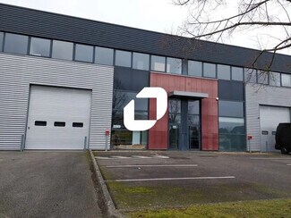 More details for 4 Rue Du Maréchal De Lattre De Tassigny, Élancourt - Office, Flex for Lease