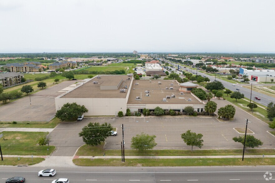 1400 E Nolana Ave, McAllen, TX à vendre - Aérien - Image 2 de 5