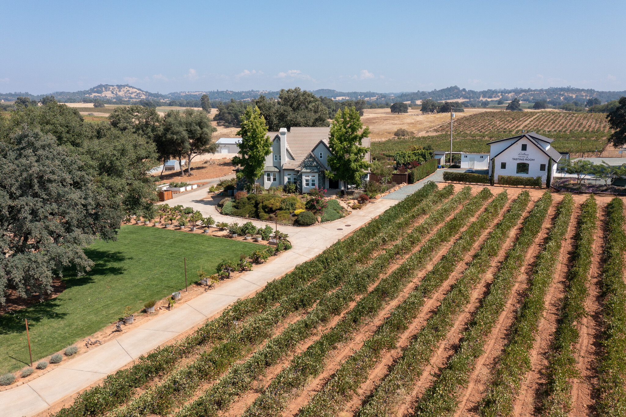 10786 Shenandoah Rd, Plymouth, CA for sale Primary Photo- Image 1 of 77