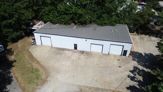 Plus de détails pour 110 Ileagnes Rd, Raleigh, NC - Local d'activités à louer