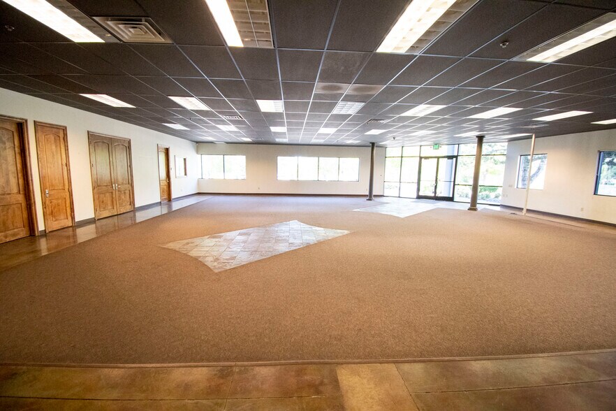 650 Innovation Dr, Reno, NV à louer - Photo du bâtiment - Image 2 de 18