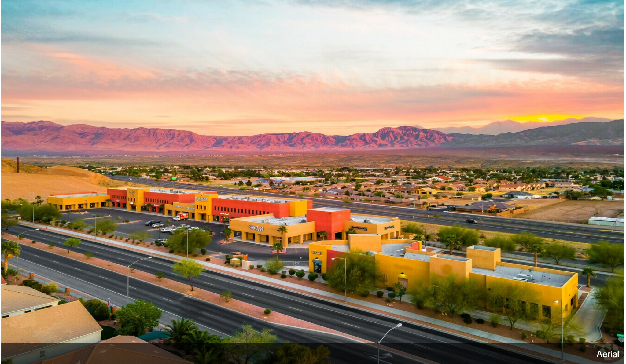 550-570 W Pioneer Blvd, Mesquite, NV for lease Building Photo- Image 1 of 10