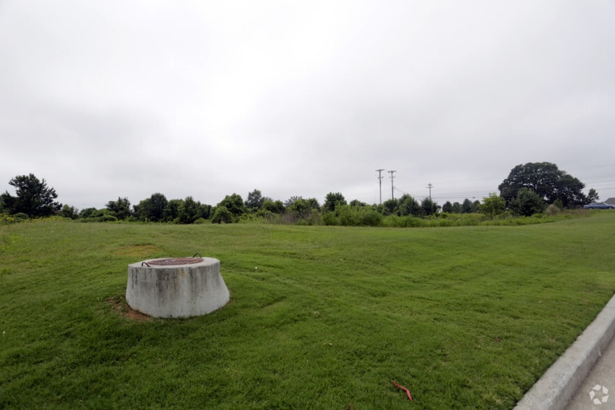 Hwy 81, Loganville, GA for sale - Building Photo - Image 3 of 10